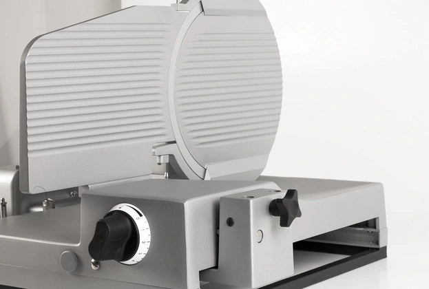 Graef Halbautomaten – Profi-Schneidemaschinen für kontrollierten Schnitt ohne Vollautomatik